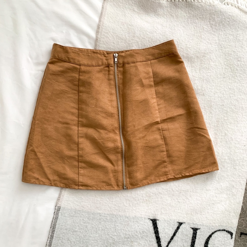 suede mini skirt!